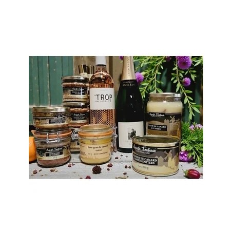 coffret gourmand prestigieux. Une excellente composition d'un panier garnis avec des produits d'exceptions.